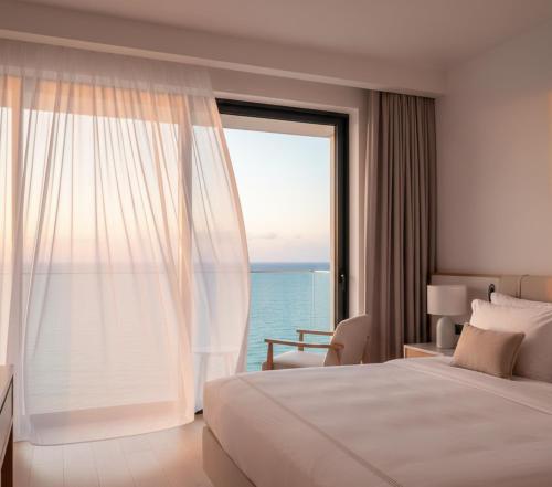 Giường trong phòng chung tại Summerlife Hotel