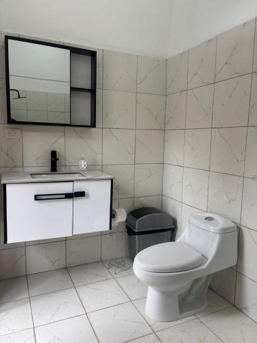 Koupelna v ubytování Cacao Hostal