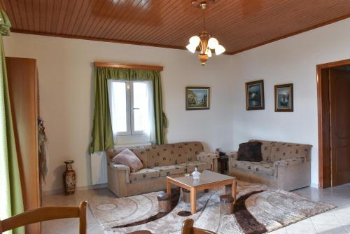 Imagine din galeria proprietății Goura Grand View House în Gkoura