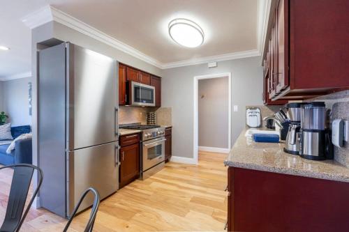 Køkken eller tekøkken på Marbella Lane - Seaside Retreat Laundry P