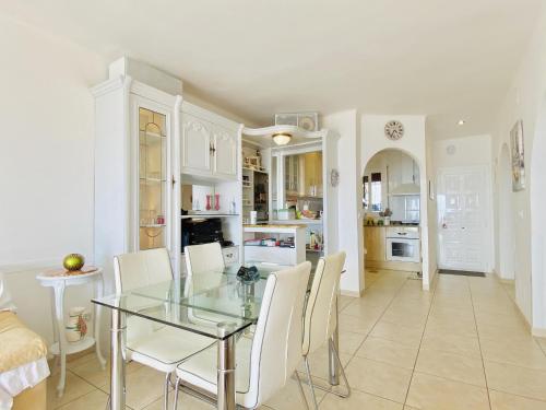 Appartement à Roses, proche plage, parking gratuit