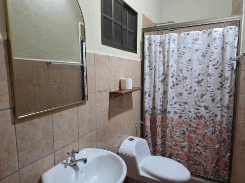 Baðherbergi á Hotel Casona Macondo, Granada, Nicaragua