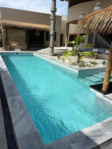 Swimmingpoolen hos eller tæt på Villa Timalima Bali pool villa style