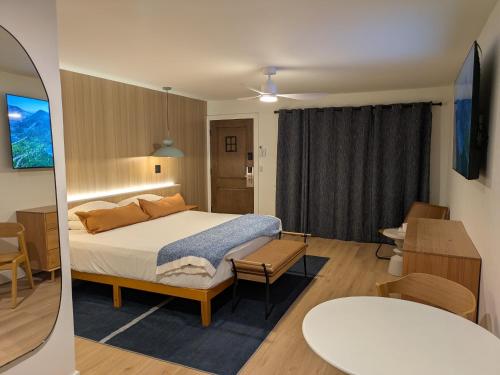 Un pat sau paturi într-o cameră la The Iceberg Tahoe