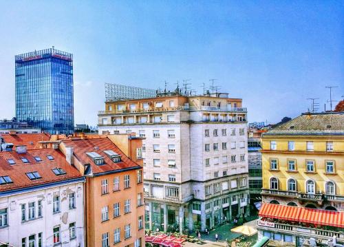 Apartments City of Hearts 1 & 2