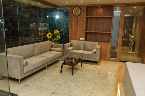 Een zitgedeelte bij HariPriya Executive