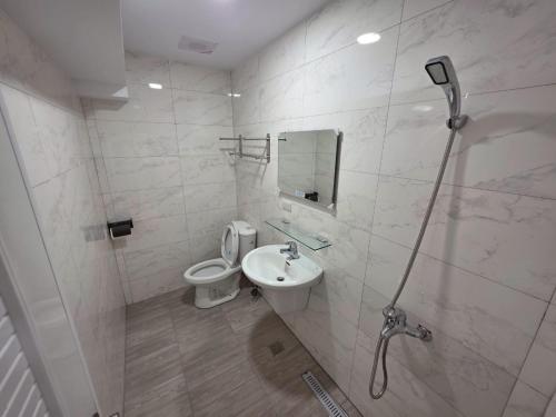 Ένα μπάνιο στο Nanwan Muyang 168 Homestay