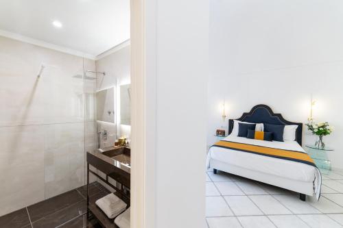 Phòng tắm tại Amalfi Rooms with pool