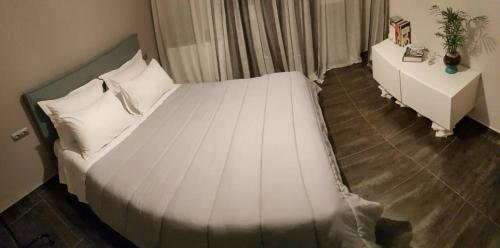 Fotografie z fotogalerie ubytování Kyra's Roof Terrace Flat v destinaci Mesochórion