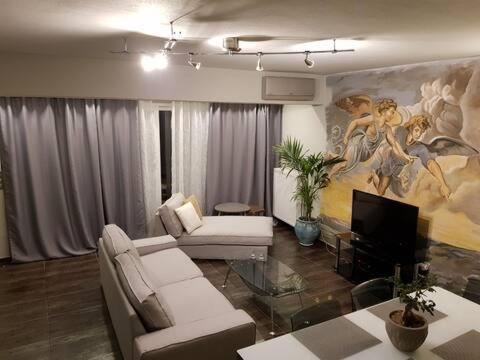 Фотография из галереи Kyra's Roof Terrace Flat в городе Mesochórion