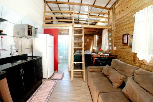 Kuchyň nebo kuchyňský kout v ubytování Casa Perto das melhores praias Florianópolis, 8 pessoas, ar condicionado, tv, wifi, cozinha completa, lavanderia,