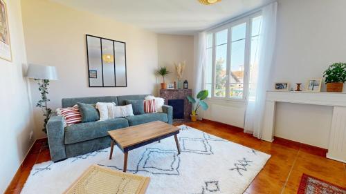 Charmant T3 avec terrasse à 10 min de Paris et 150m du RER Vitry sur Seine