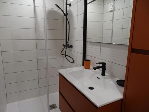 Ένα μπάνιο στο Chambre indépendante