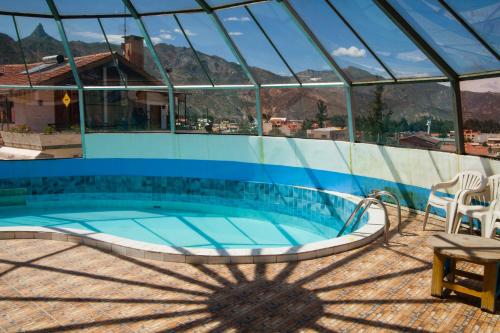Bazén v ubytování Hotel Oberland nebo v jeho okolí