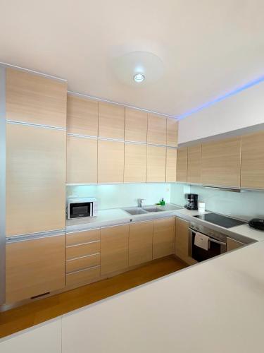 Premium Seafront Suite