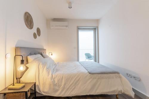 Modern 1BR Apartment - Brand New Bonjardim F