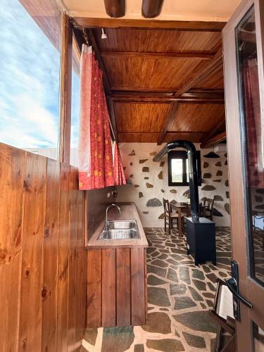 Φωτογραφία από το άλμπουμ του Alexander's Heavenly Home σε Agios Vlasios