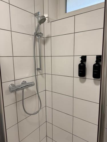 Un baño de Helles Garten-Apartment in Graz