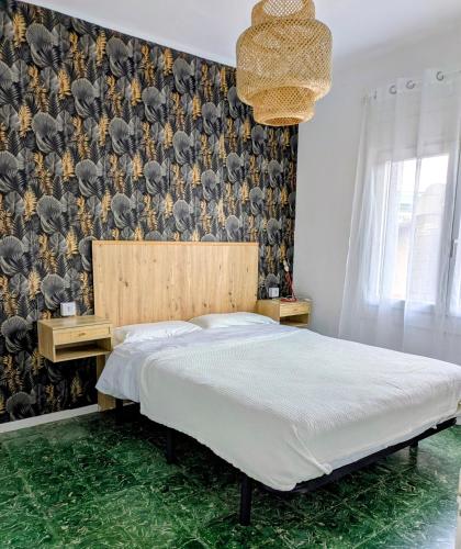 THE ROOM - APARTMENT IN LLORET