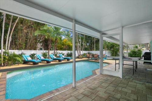 Gallery image of Blue Tide Bungalow in Bradenton