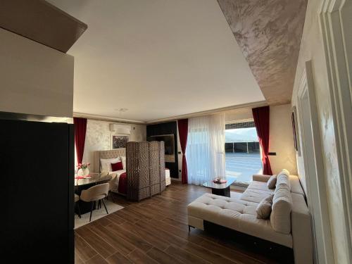 Кровать или кровати в номере Villa Sunset Mostar