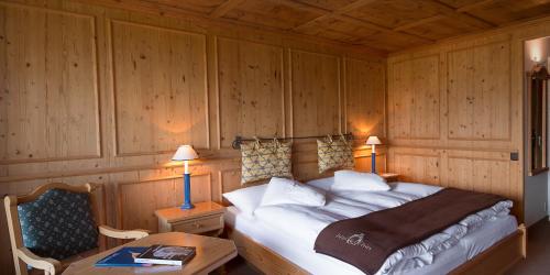 Postel nebo postele na pokoji v ubytování Hotel Etrier