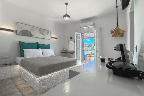 Postel nebo postele na pokoji v ubytování NAMASTEmilos