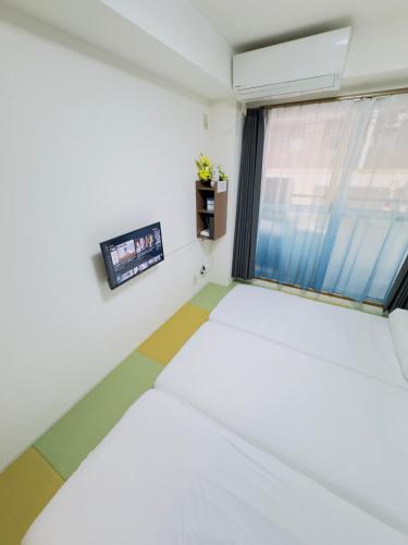 202 Dotonbori River 5 min walk to Dotonbori Kuromon Market Shinsaibashi, Namba Business District Balcony with washing machine 1F free dryer, microwave