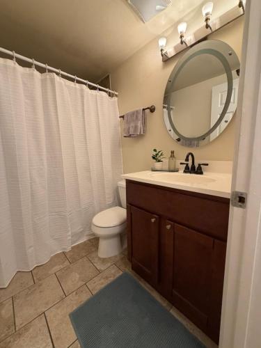 Et badeværelse på Kona Plaza 314