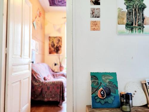 Foto dalla galleria di Appartement lumineux et calme - Lyon 7, métro Debourg a Lione