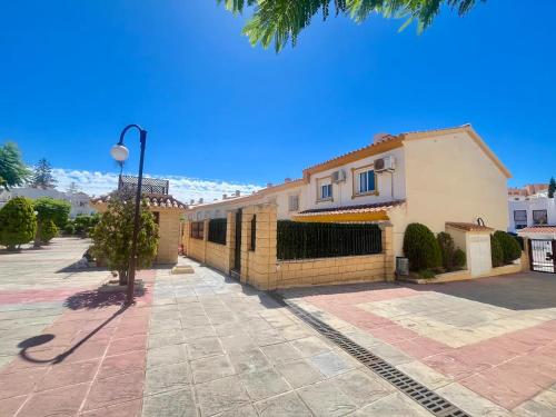 El Pinillo 4 Bedroom Town House