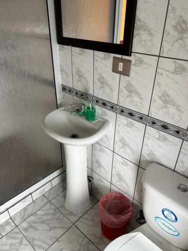 Koupelna v ubytování Casa familiar