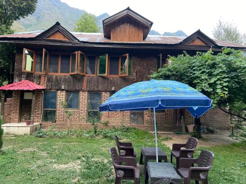 Imagine din galeria proprietății Hotel royal resort în Srinagar