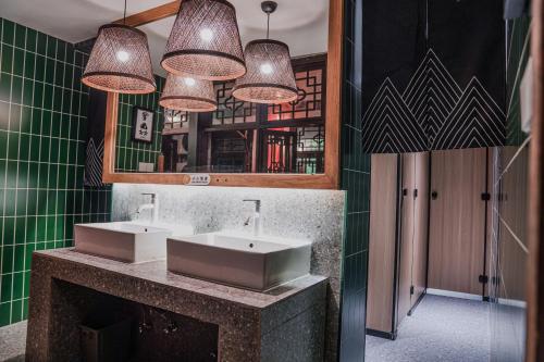 Koupelna v ubytování Chengdu Mix Hostel