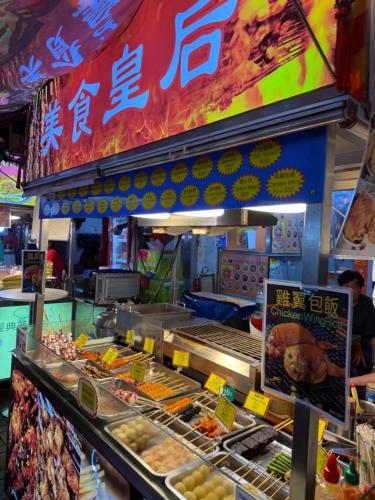 Φαγητό σε αυτό το διαμέρισμα ή κάπου εκεί κοντά