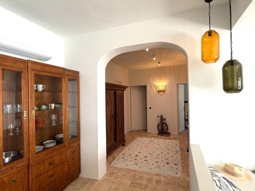 Billede fra billedgalleriet på Villa 'Maison Magnolia' with Infinity Pool & Sea View i Skopelos Town