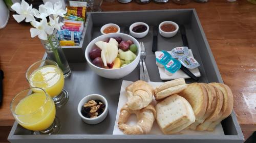 Mad på lejlighedshotellet eller i nærheden