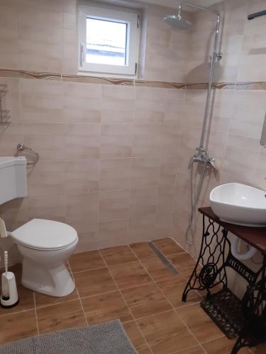 Koupelna v ubytování Tulipános Vendégház