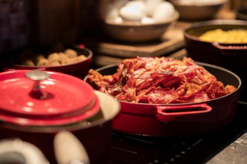 Jídlo v hotelu nebo okolí