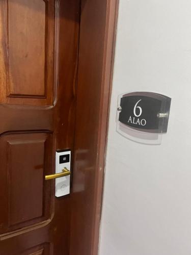 Certificat, premi, rètol o un altre document de Podium Empire