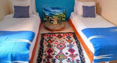 Ένα ή περισσότερα κρεβάτια σε δωμάτιο στο Dar jado