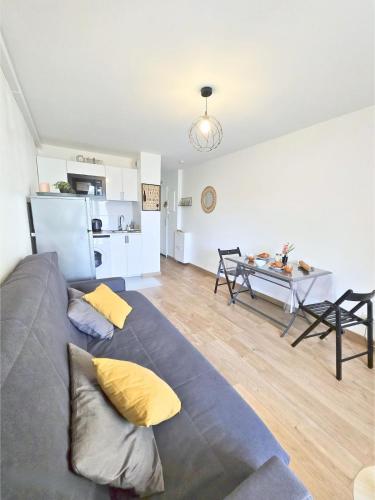 Port-Fréjus T2 Cosy, Plages & Base Nature, Parking