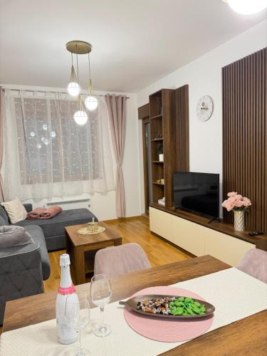 Гостиная зона в Prestige Forest Resort Zlatibor Wellness & Spa