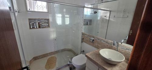 Et badeværelse på Apartamento Vista Mar