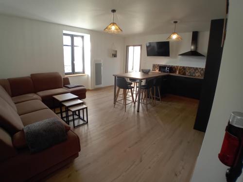 Kuchyň nebo kuchyňský kout v ubytování Au bien-hêtre