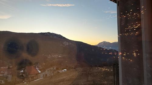 Γενική θέα στο βουνό ή θέα στο βουνό από  αυτό το διαμέρισμα