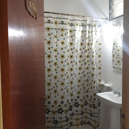 Et badeværelse på Hostería huanel