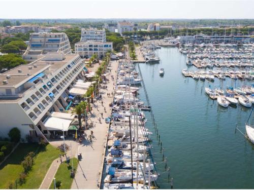Appartement lumineux avec terrasse et parking sécurisé