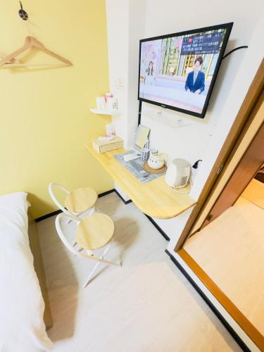 302 Dotonbori River5 min walk to Dotonbori Kuromon Market Shinsaibashi, Namba business district washing machine on balcony 1F free dryer microwave