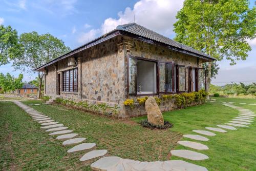 En have udenfor Cuc Phuong Tropical Retreat Ninh Binh